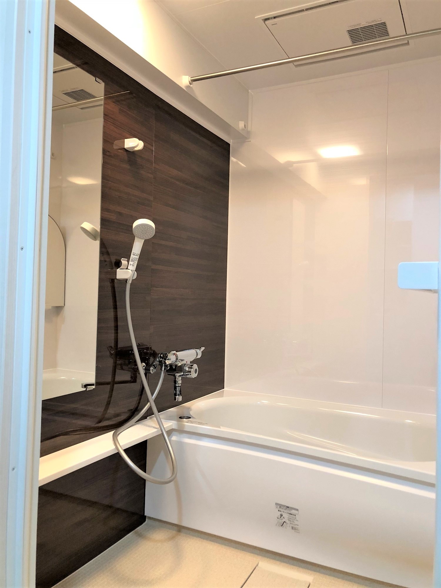 1→風呂部  2→ みんなの FY-20WF2】パナソニック 居室用 窓用換気扇 排気 プロペラ Qoo10